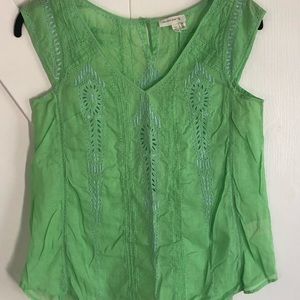 Anthropologie Meadow Rue Green Embroidered top